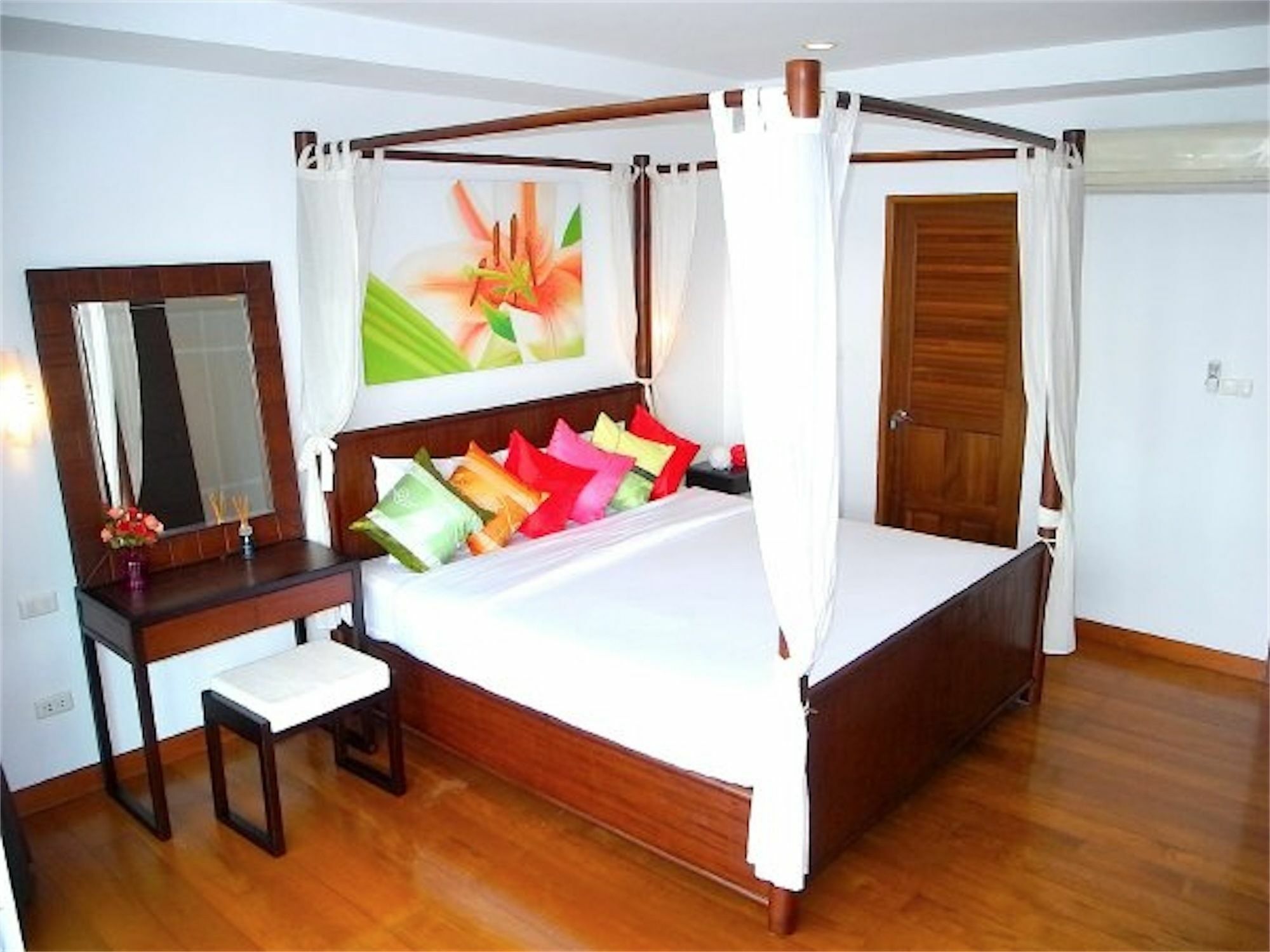 Sunrise 3 Bedrooms Modern Apartment In Nai Harn Rawai エクステリア 写真